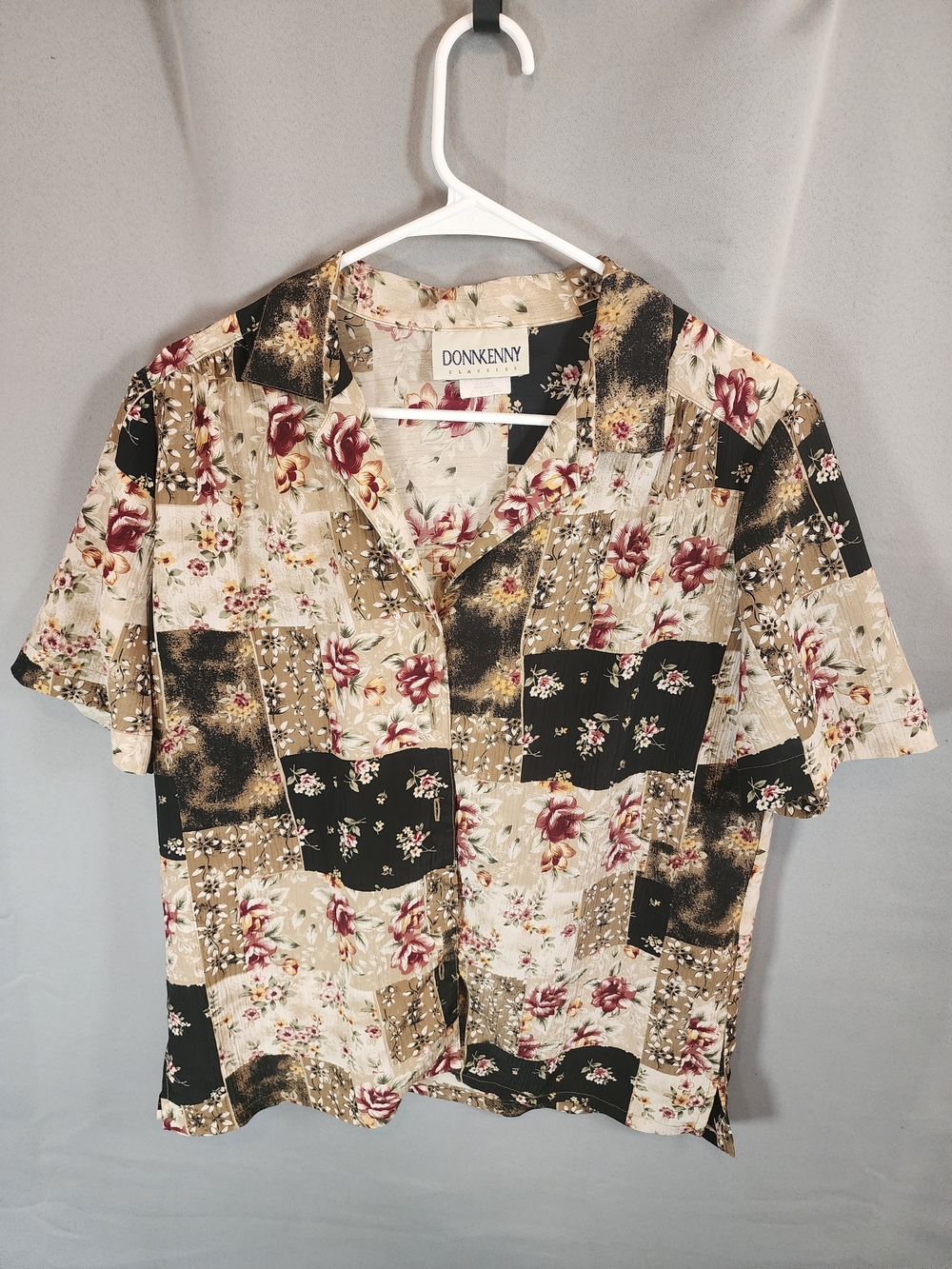 Donkenny Women’s Short-Sleeve Patchwork Floral Button-Down Shirt - Beige & Black